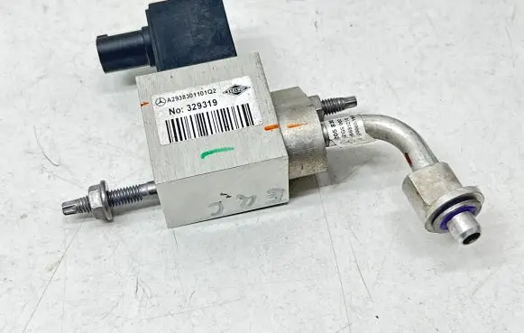 Mercedes-Benz EQC Air conditioning (A/C) expansion valve A2938301101 329319