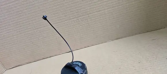 Mazda 6 Fuel tank filler cap GS1H42250A