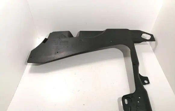 Front underbody cover/under tray