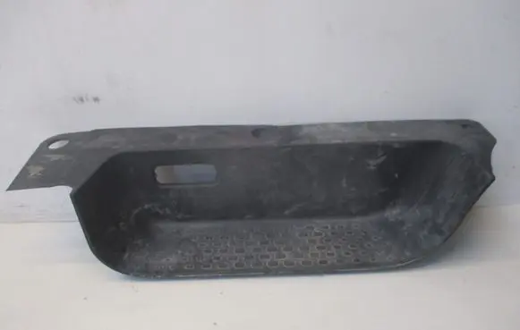 Opel Vivaro Front sill trim cover
