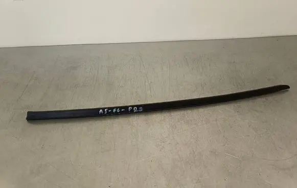 Audi A5 Sportback 8TA Windshield trim 