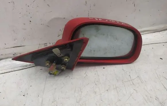 Mitsubishi Colt Front door electric wing mirror E201826