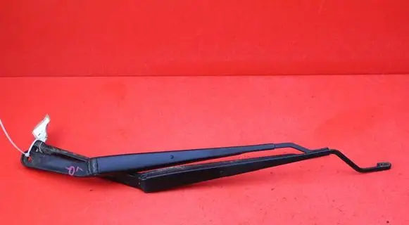 Nissan Maxima Front wiper blade arm