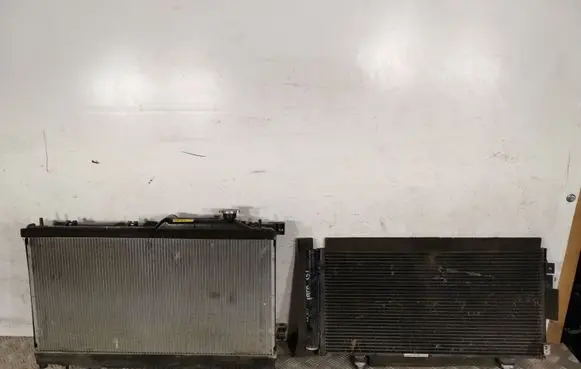 Subaru Impreza III Radiator set 070101