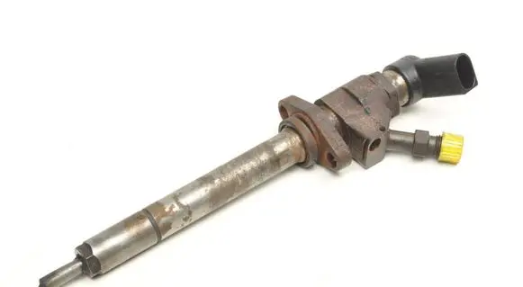 Volvo C30 Fuel injector 9657144580