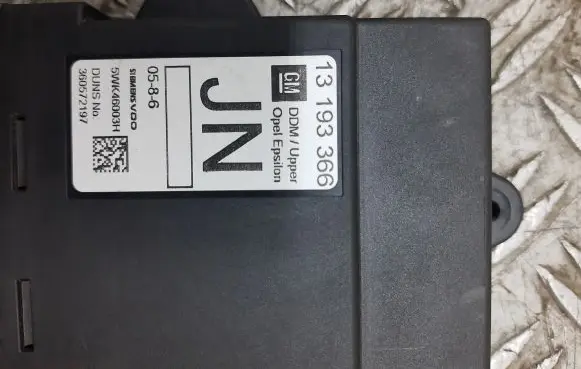 Opel Vectra C Door central lock control unit/module 