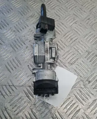 Ford C-MAX I Ignition lock 3M513F880AC