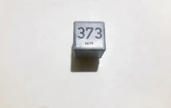 Audi A6 S6 C5 4B Other relay 8d0951253a v23134-b52-x301