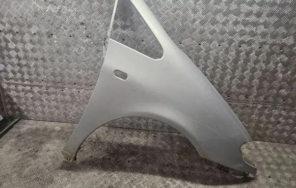 Seat Alhambra (Mk1) Fender