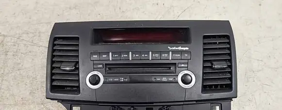 Mitsubishi Lancer VIII Radio/CD/DVD/GPS head unit s41xgo211