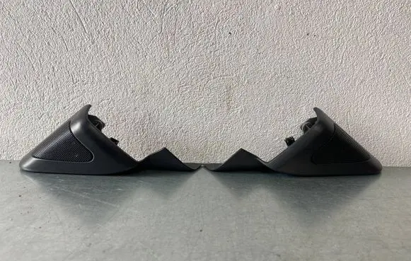 Subaru Forester SG Front door high frequency speaker 86301SA120 86301SA130