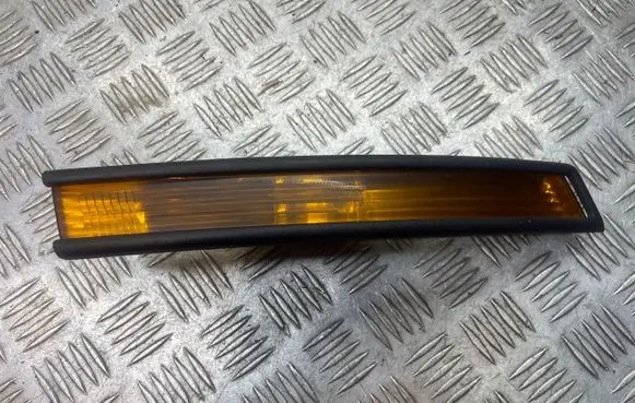 Front indicator light