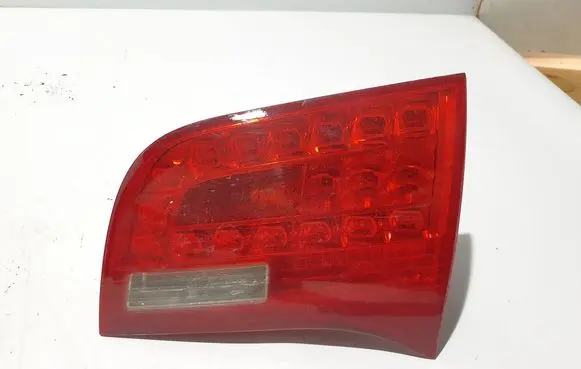 Audi A6 S6 C6 4F Tailgate rear/tail lights 4F9945094A