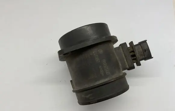 Volvo S60 Mass air flow meter 0281002730 30677999 15891820