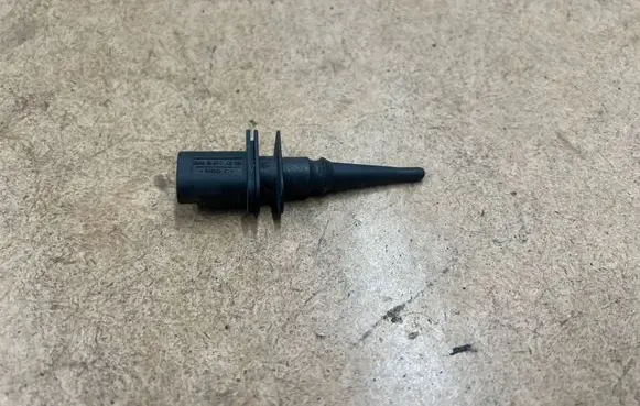 BMW 3 E46 Outside/external air temperature sensor 65816936953 6936953