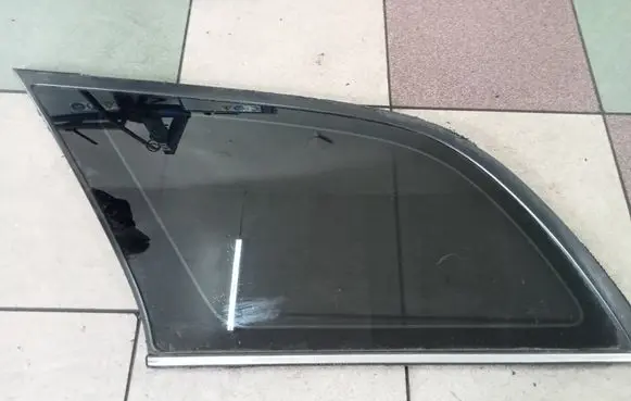Toyota Avensis T250 Rear door window glass 43R00048 DOT24AS2S68 DOT24AS2M68