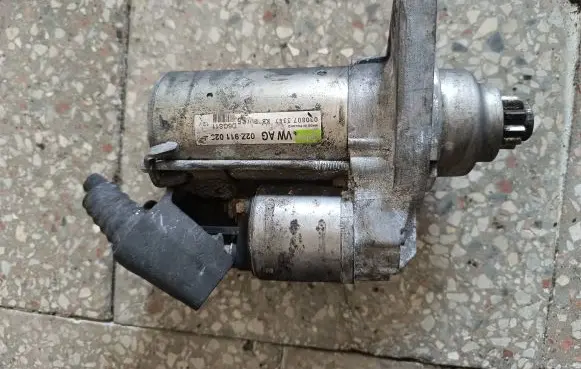 Volkswagen PASSAT B6 Starter motor 02Z911023G 0308073347 D6GS11