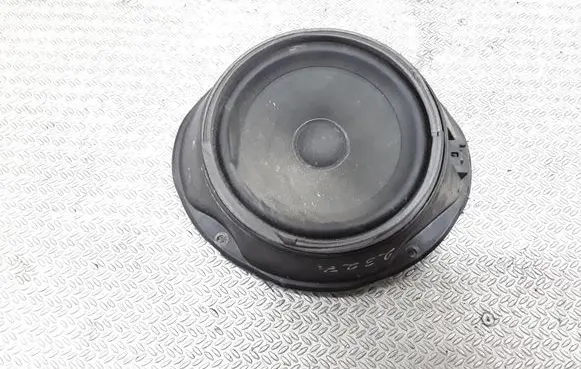Ford Focus C-MAX Front door speaker
