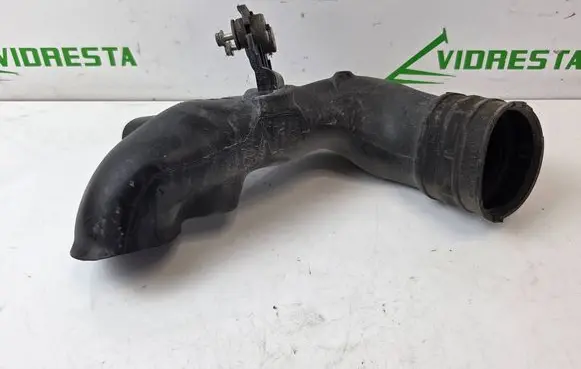 Honda CR-V Air intake duct part ATP151