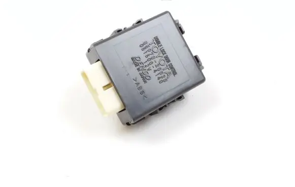 Toyota Avensis T270 Door central lock control unit/module 8597020020 0515004140