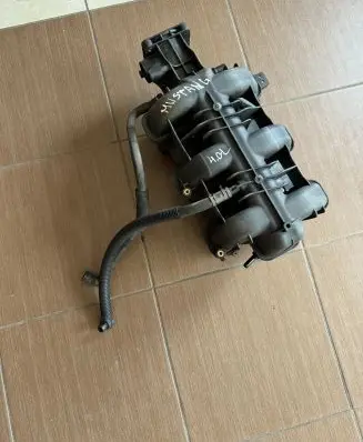Ford Mustang V Intake manifold 5R3E9424BD