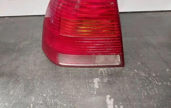Volkswagen Bora Rear/tail lights 1J5945095AA