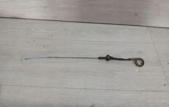 Toyota Celica T180 Oil level dip stick 15301-88363