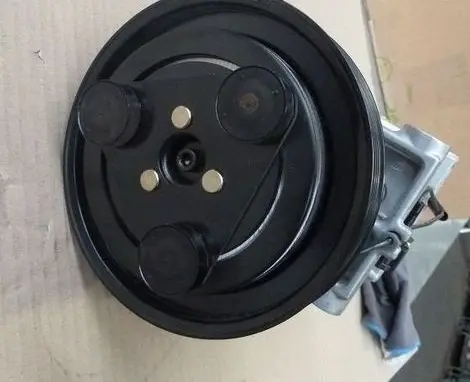 Nissan Almera Air conditioning (A/C) compressor (pump) 92600-2J204
