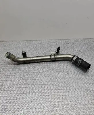Mercedes-Benz E W212 Engine coolant pipe/hose