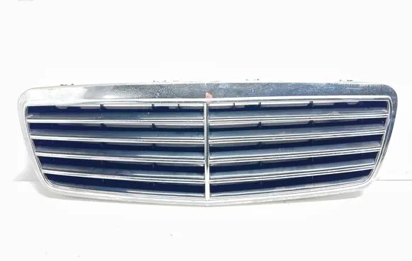 Mercedes-Benz CLK A208 C208 Front grill 2088800085