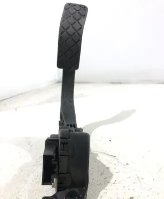 Audi A6 S6 C6 4F Accelerator throttle pedal 4F1723523A 6PV00898404