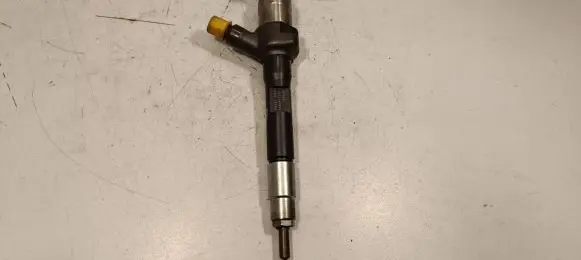 Mazda 6 Fuel injector R2AA13H50