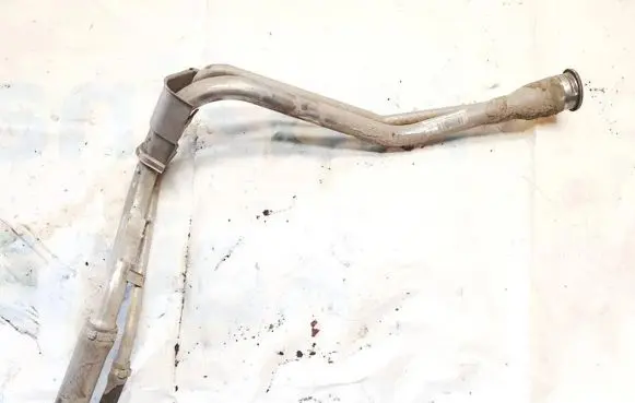 Volvo C30 Fuel tank filler neck pipe p31336759