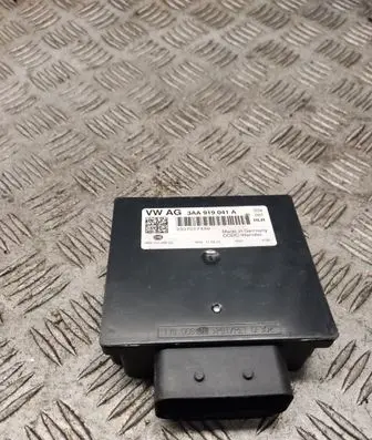 Volkswagen Caddy Voltage converter/converter module 3AA919041A