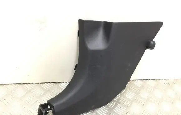 KIA Sportage Foot area side trim 85825F1900