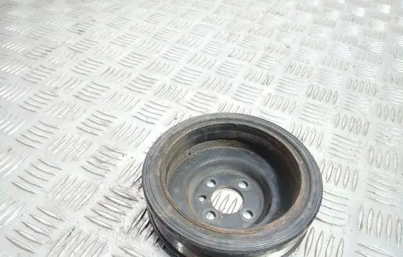 Volkswagen PASSAT B7 Crankshaft pulley 038105243M