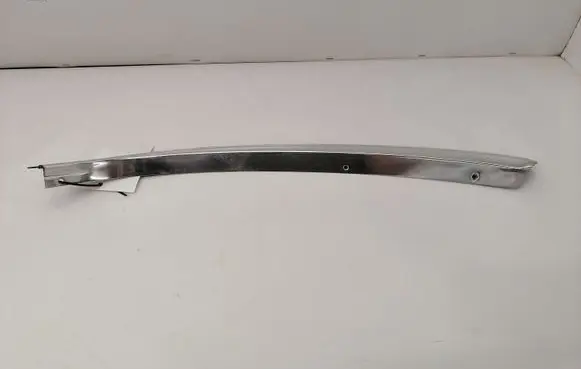 Mercedes-Benz S W116 (C) pillar trim