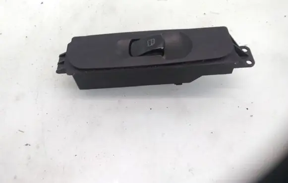 Mercedes-Benz Sprinter W906 Electric window control switch A9065451913