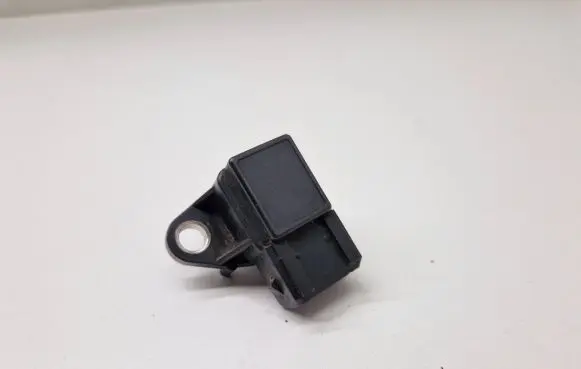 BMW 7 E38 Air pressure sensor 2246977