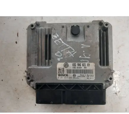 Volkswagen Jetta V Engine control unit/module 03G906021KH 1039S16960 0281013226