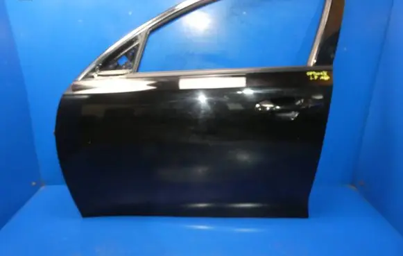 KIA Optima Front door 