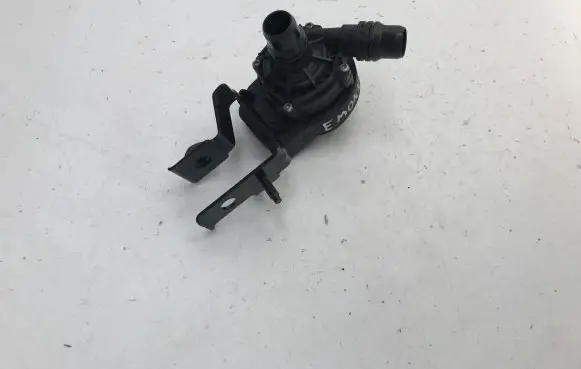 Opel Mokka B Electric auxiliary coolant/water pump 9833874480