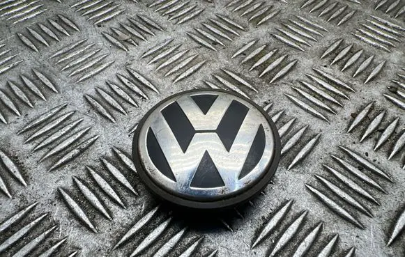 Volkswagen Touareg I Original wheel cap 7L6601149B