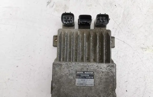 Lexus IS 220D-250-350 Fuel injection control unit/module 8987120070