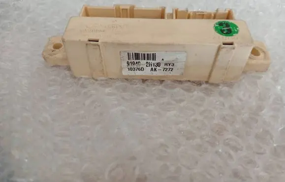 Hyundai i30 Door central lock control unit/module 919402H130