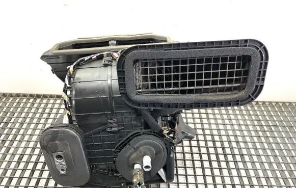 Nissan Qashqai Heater blower radiator 272104EA4C