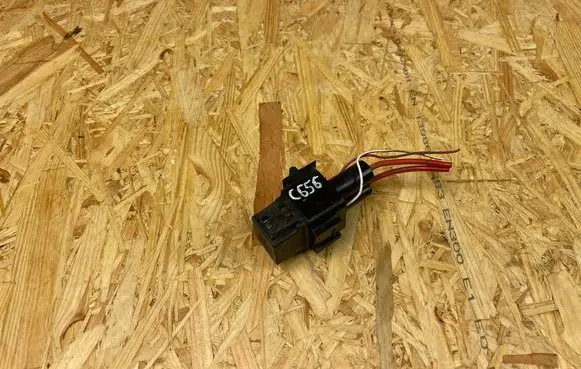 Mini Cooper F57 Coolant fan relay 9207913