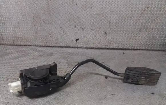 Peugeot 407 Accelerator throttle pedal F00C3E2429