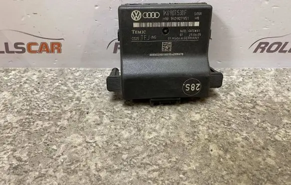 Volkswagen Touran I Other control units/modules 1K0907530F 1K0907951