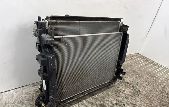 Chevrolet Camaro Radiator set 84790788 84790783